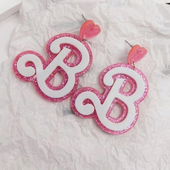 Barbie Earrings, New, never worn - Picture 1 of 4